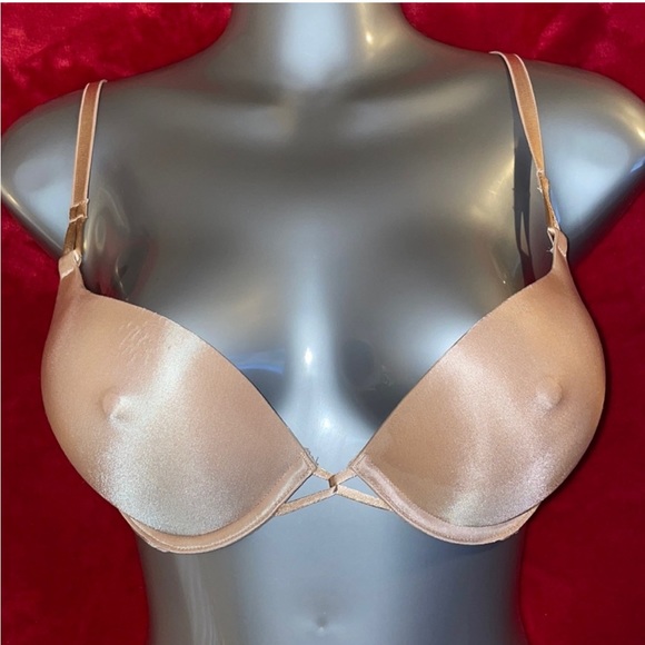 ISO Victoria Secret’s Nipple Bra - Picture 2 of 2